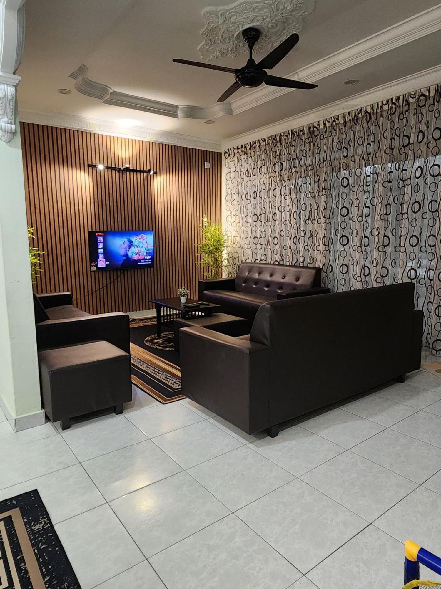Galaxy Guest Home By Ipoh Maju Stay エクステリア 写真